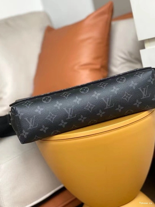 Cheap MM VUITTON DISTRICT LOUIS 0719